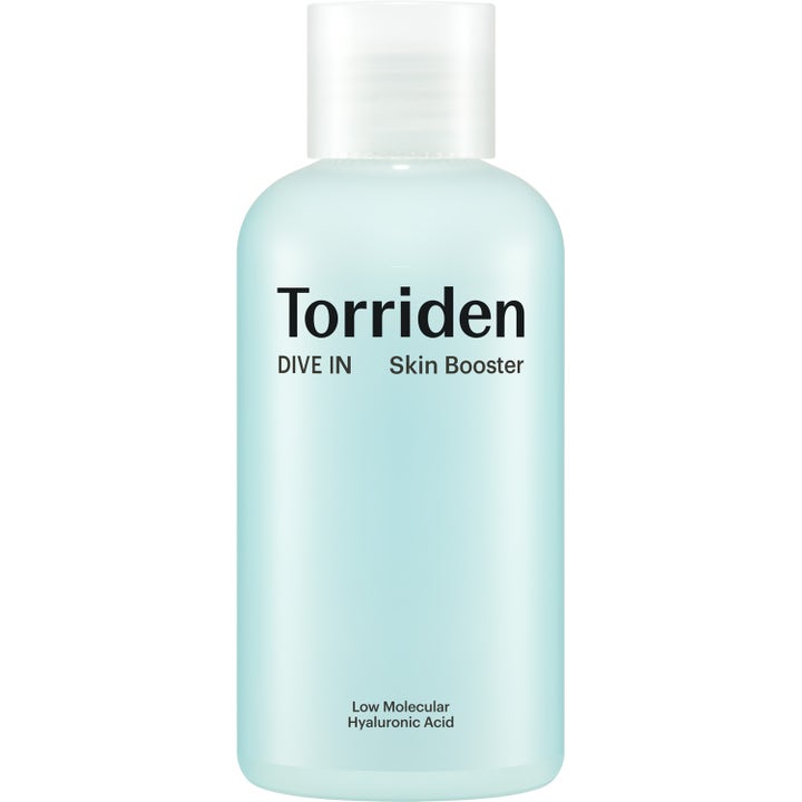 Torriden DIVE IN Skin Booster kosteuttava hyaluronihapponeste vaaleansinisessä pullossa valkoisella korkilla.