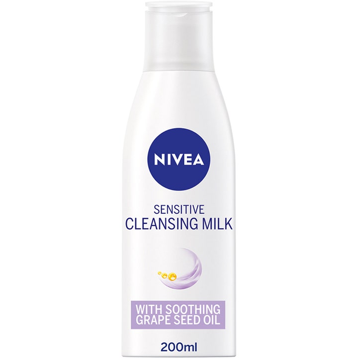 Nivea Sensitive Cleansing Milk 200 ml rauhoittava puhdistusmaito herkälle iholle valkoisessa pullossa lila-yksityiskohdin