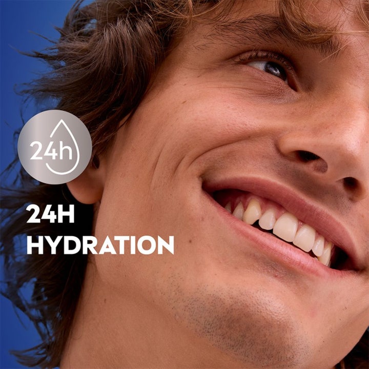 NIVEA MEN Sensitive Face Cream 75 ml rauhoittava kasvovoide valkoisessa tuubissa ja viisi ihoärsytystä lievittävää ikonia.