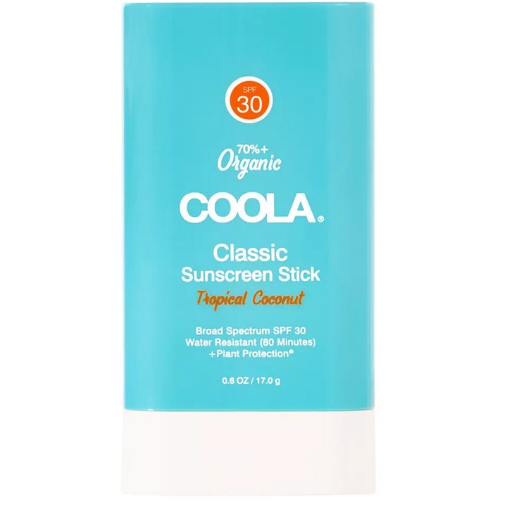 COOLA Classic Sunscreen Stick Tropical Coconut 17 g aurinkosuojapuikko SPF 30 suojaa ihoa turkoosissa hylsyssä.