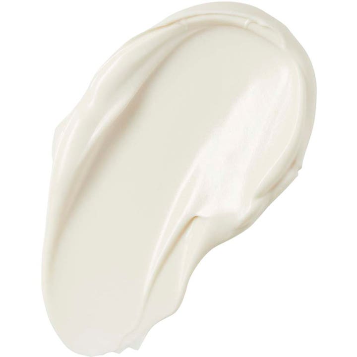 No7 Lift & Luminate Triple Action Day Cream 50 ml silottava päivävoide, jossa on täyteläinen vaalea koostumus