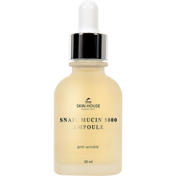 The Skin House Snail Mucin 5000 Ampoule 30 ml silottava seerumi mattapintaisessa lasipullossa.