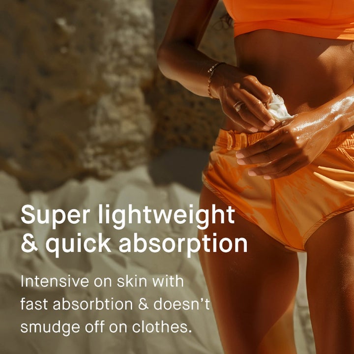 EVY Technology Daily Tan Activator & After Sun kevyt vaahto imeytyy nopeasti ihoon eikä tahraa vaatteita.