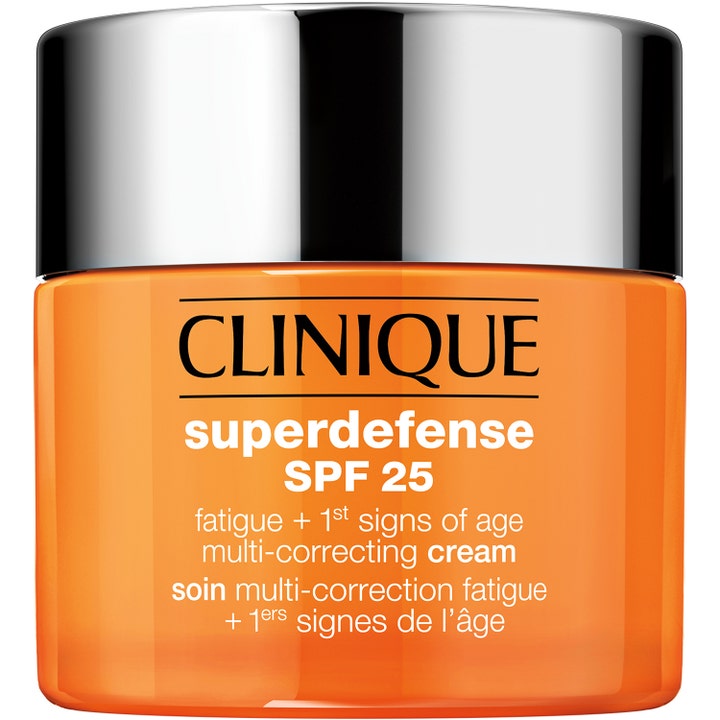 Clinique Superdefense SPF 25 Multi-Correcting Cream kirkastava kasvovoide oranssissa purkissa hopeisella kannella.