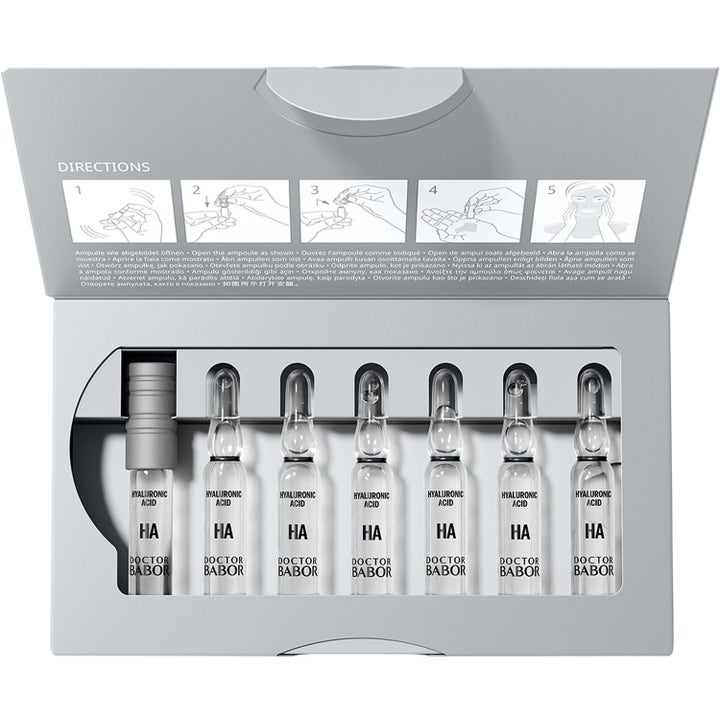 Babor DOC 10D Hyaluronic Acid Ampoule Serum Concentrate 14 ml kosteuttava hyaluronihapposeerumi seitsemässä lasiampullissa
