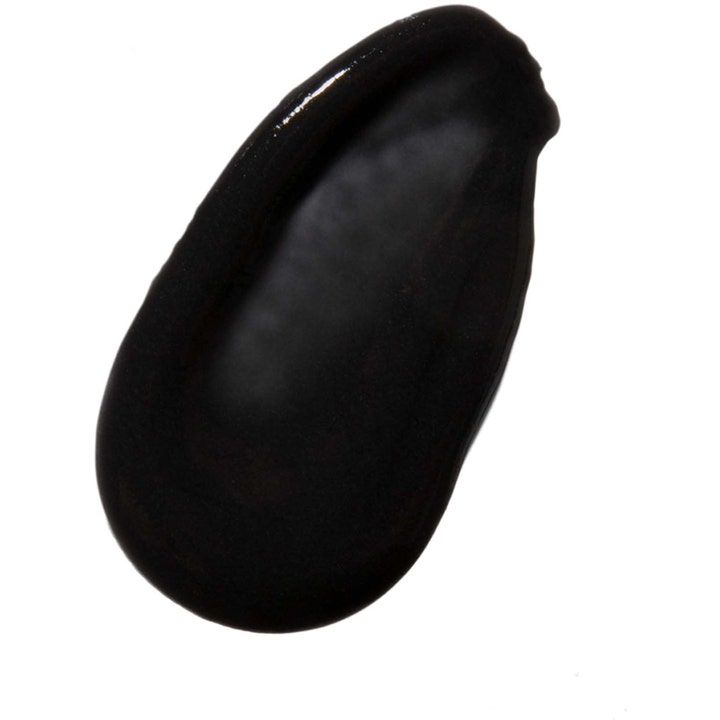 Erborian Black Scrub 50 ml puhdistava kasvokuorinta, jonka paksu ja voidemainen musta tekstuuri näkyy sivelynä.