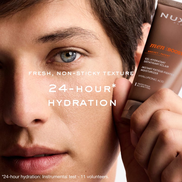 Nuxe Men Moist Gel 50 ml kosteuttava kasvovoide miehen kasvoilla antaa 24 tunnin kosteutuksen.