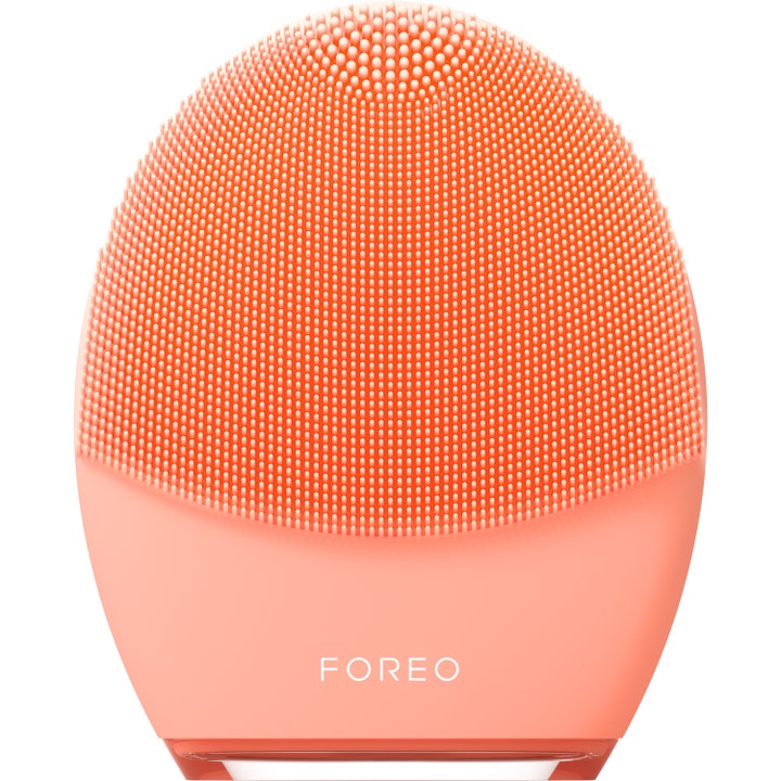 Foreo Luna 4 syväpuhdistava kasvojenpuhdistuslaite persikanvärinen silikoniharja pehmeillä nystyröillä