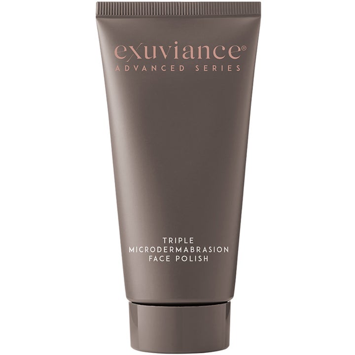 Exuviance Triple Microdermabrasion Face Polish 75 g kirkastava kuorintavoide harmaassa tuubissa.