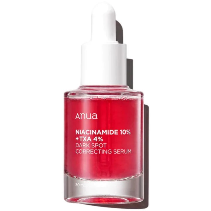 Anua Niacinamide 10% + TXA 4% Dark Spot Correcting Serum 30 ml kirkastaa ihoa pinkki seerumi kirkkaassa lasipullossa