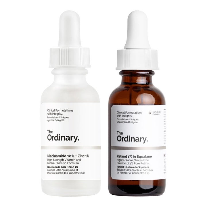 The Ordinary Niacinamide ja Retinol 30 ml seerumit kirkastamaan ihoa valkoisessa ja ruskeassa pipettipullossa.