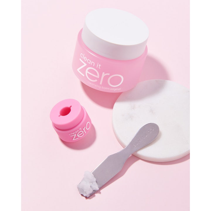 Banila Co Clean It Zero Spatula Set 1 kpl ihonhoitoväline sisältää metallisen lastan puhdistusvoiteelle.