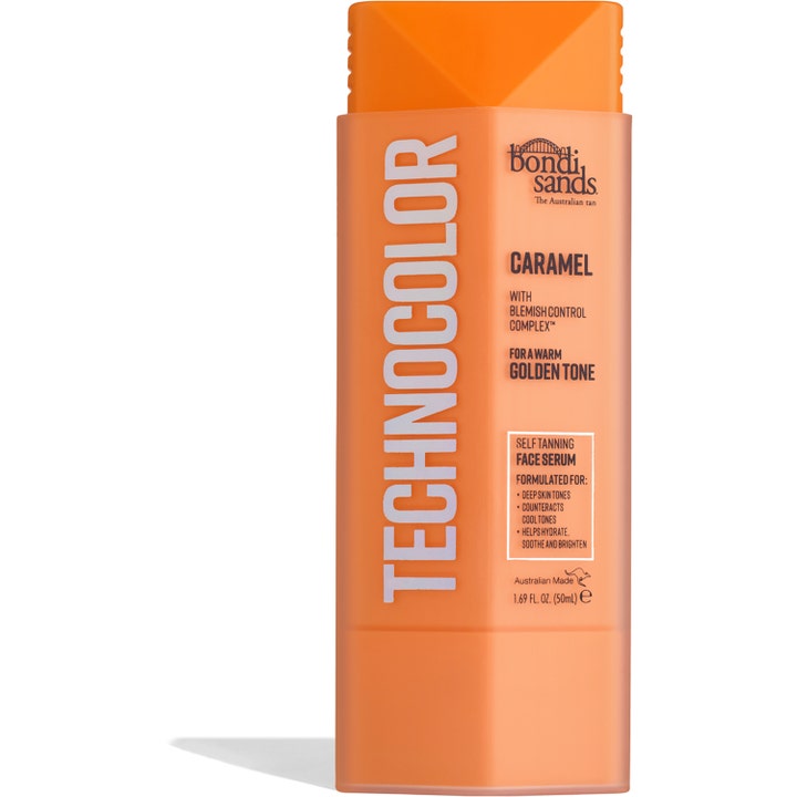 Bondi Sands Technocolor Caramel 50 ml itseruskettava kasvoseerumi antaa lämpimän hehkun oranssissa litteässä pullossa.
