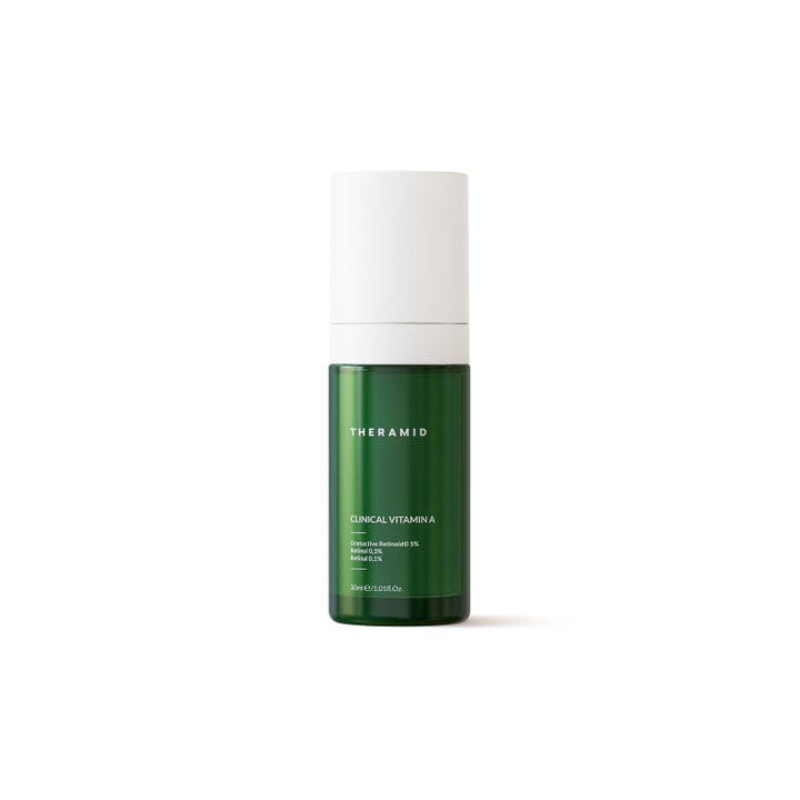 Theramid Clinical Vitamin A 30 ml uudistava retinoli-seerumi vihreässä pumppupullossa valkoisella korkilla.