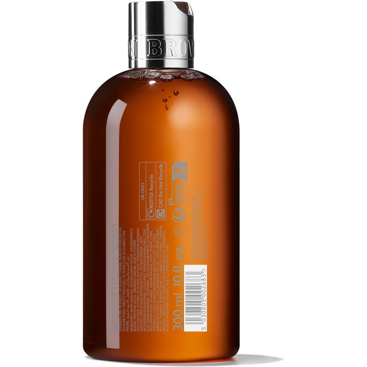 Molton Brown Black Peppercorn Body Wash 300 ml suihkugeeli ruskea pullo takaa kuvattuna ainesosaluettelo ja hopeakorkki