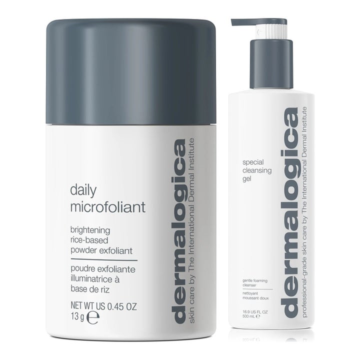Dermalogica Special Cleansing Gel ja Daily Microfoliant kirkastava ihonhoitokaksikko valkoisissa harmaakantisissa pulloissa