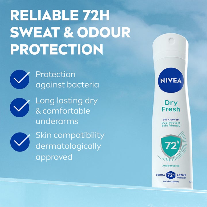 NIVEA Dry Fresh Deospray 150 ml on 72h suojan antava deodorantti valkoisessa spraypullossa sinisellä taustalla