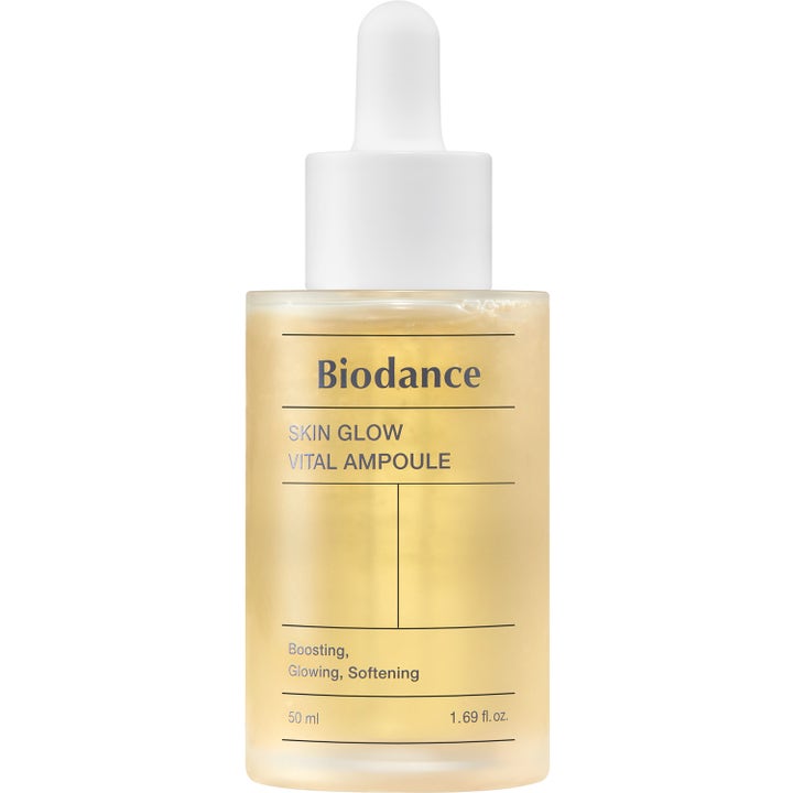 Biodance Skin Glow Vital Ampoule 50 ml heleyttävä seerumi himmeässä pullossa valkoisella pipettikorkilla.
