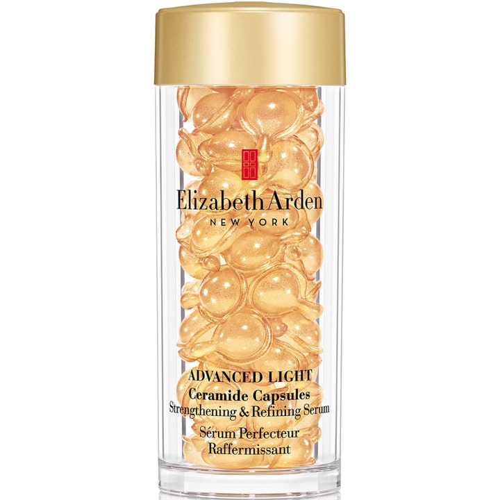 Elizabeth Arden Advanced Light Ceramide Capsules 60 kpl vahvistava seerumi kultaisissa kapseleissa.