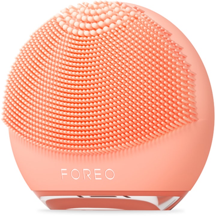 FOREO LUNA 4 go Peach Perfect 1 kpl puhdistusharja syväpuhdistaa kasvot pehmeällä persikanvärisellä silikonilla