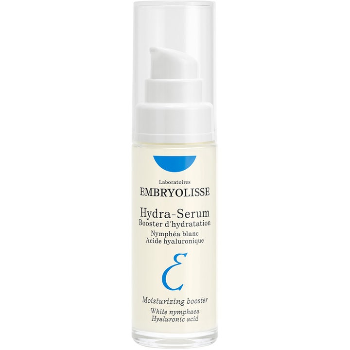 Embryolisse Hydra-Serum kosteuttava seerumi hyaluronihapolla valkoisessa pumppupullossa läpinäkyvällä korkilla.
