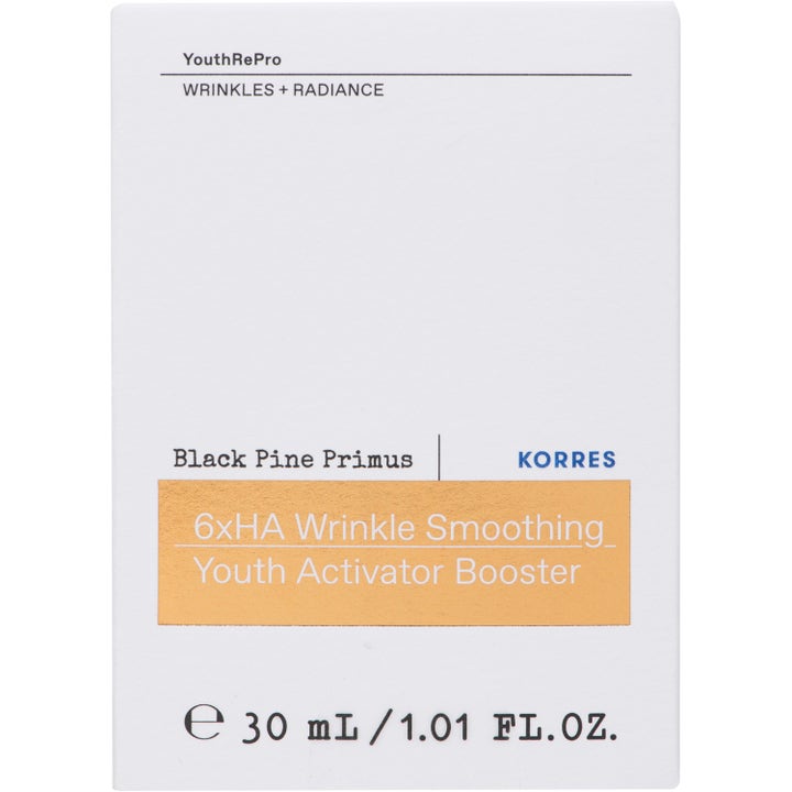 Korres Black Pine Primus 30 ml silottava ja heleyttävä seerumi valkoisessa pahvipakkauksessa kultaisella yksityiskohdalla