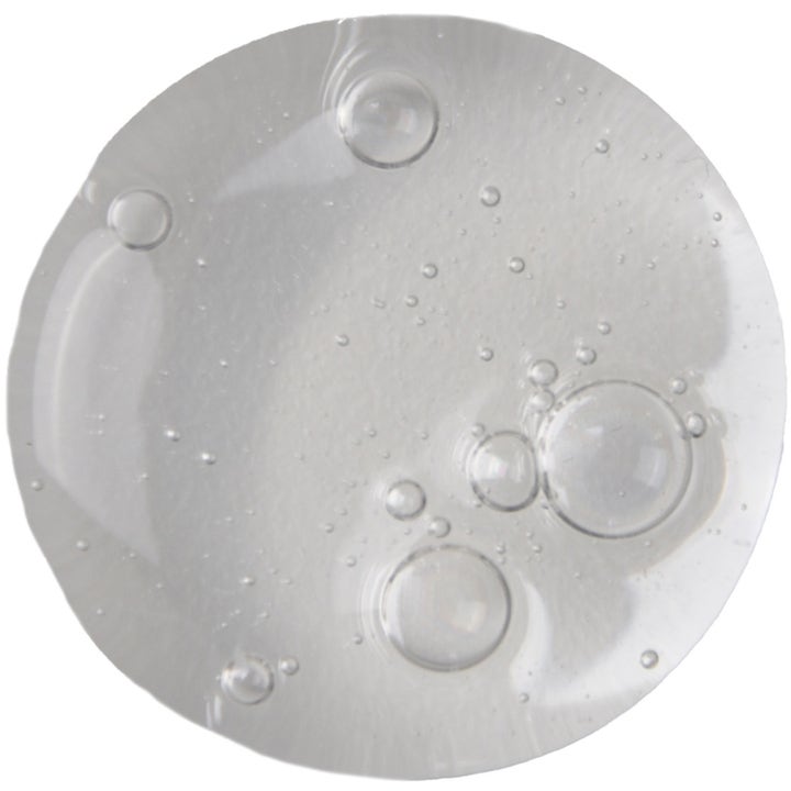 Verso N°1 Deep Cleanse 150 ml syväpuhdistava kasvojenpuhdistusaine, jossa on kirkas geelimäinen koostumus ja ilmakuplia.