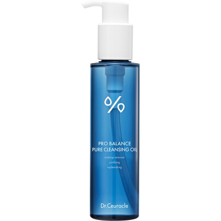 Dr.Ceuracle Pro Balance Pure Cleansing Oil 155 ml puhdistava puhdistusöljy sinisessä läpinäkyvässä pumppupullossa.