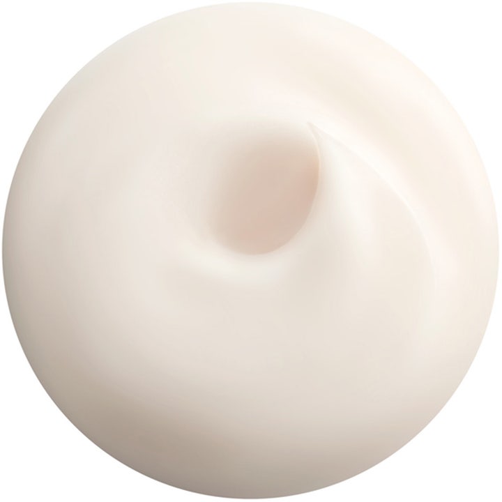 Shiseido Waso Si Hydrating Moist 50 ml kosteuttava kasvovoide ja sen täyteläinen, pyöreä ja pehmeä voidekoostumus