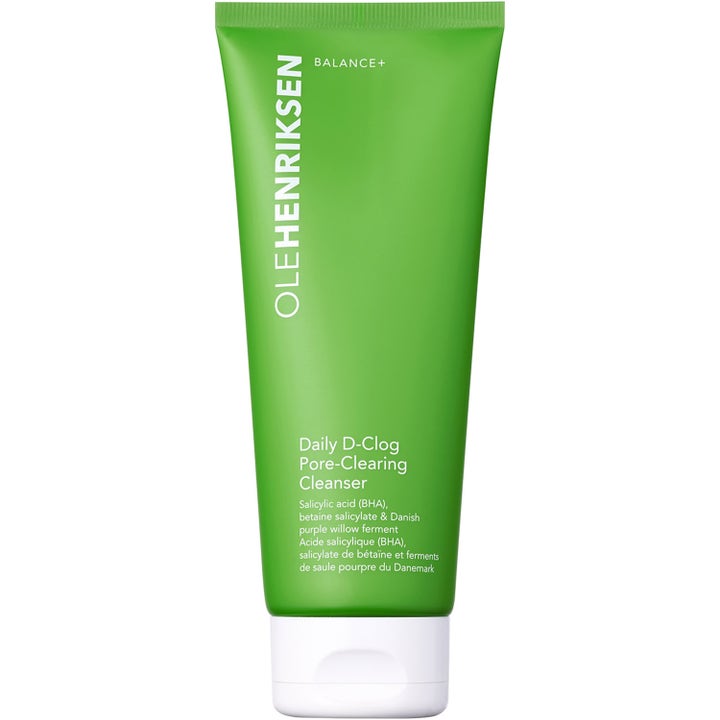 Olehenriksen Daily D-Clog Pore-Clearing Cleanser puhdistusaine ihohuokosille vihreässä tuubissa valkoisella korkilla.
