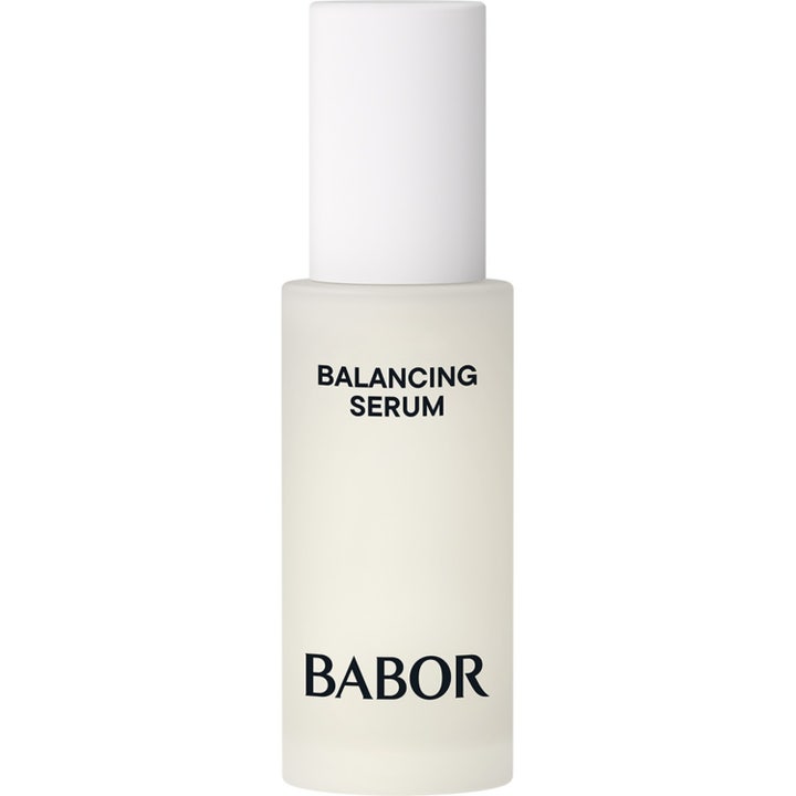 Babor Skinovage Balancing Serum tasapainottava seerumi huurteisessa pullossa, jossa on valkoinen korkki ja sininen teksti.