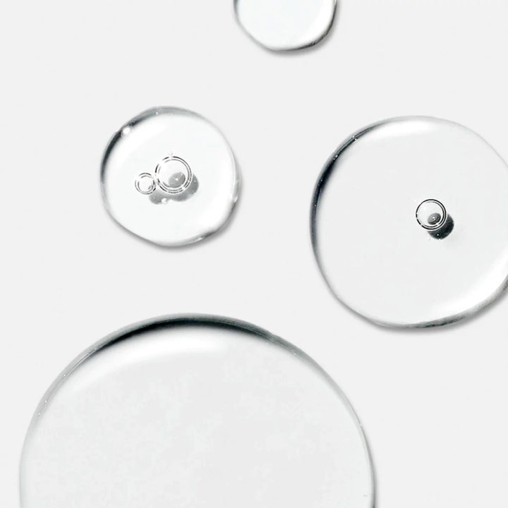 Dermalogica Circular Hydration Serum 10 ml syväkosteuttava seerumi kirkkaina ja ilmakuplia sisältävinä pisaroina