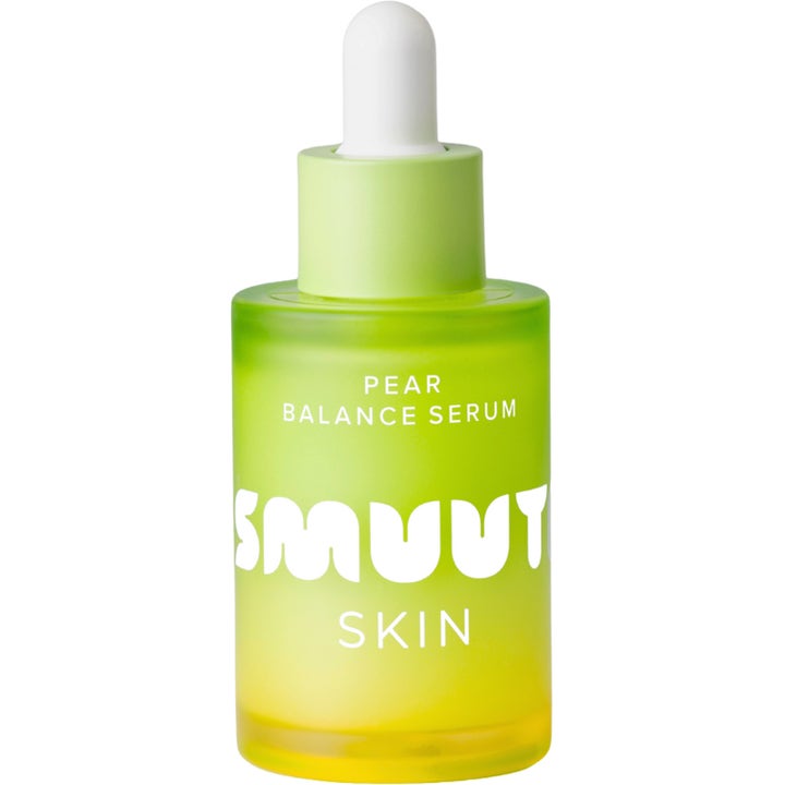 Smuut Skin Pear Balance Serum 30 ml tasapainottava kasvoseerumi keltavihreässä liukuvärjätyssä lasipullossa.