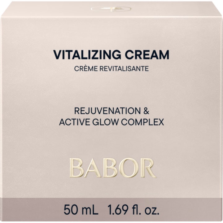 Babor Vitalizing Cream 50 ml kirkastava kasvovoide valkoisessa pahvipakkauksessa kultaisella etiketillä.