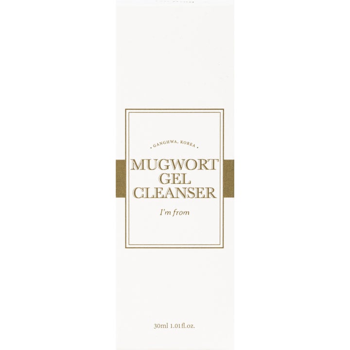 I'm from Mugwort Gel Cleanser 30 ml rauhoittava puhdistusgeeli valkoisessa pahvipakkauksessa kultaisin tekstein