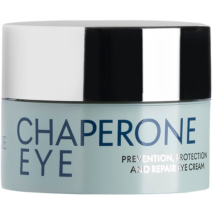 Beauté Pacifique Chaperone Eye korjaava silmänympärysvoide vaaleansinisessä purkissa, jossa on hopeinen kansi.