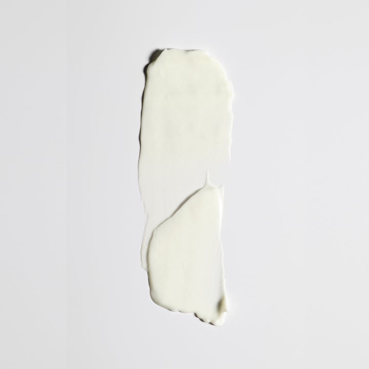 Jorgobé Retinol Vitamin A Treatment 50 ml uudistava seerumi kermainen ja täyteläinen vaalea koostumusnäyte
