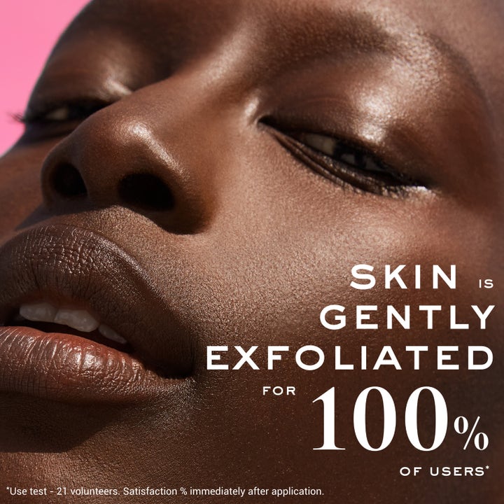 Nuxe Very Rose Gentle Face Scrub 75 ml kasvokuorinta kirkastaa ihoa ja teksti Skin is gently exfoliated for 100% of users