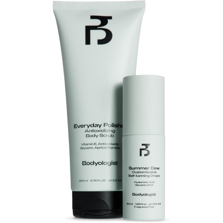 Bodyologist Glow Duo lahjasetti 1 kpl heleyttävä vartalonhoitosetti sisältää vaaleanharmaan tuubin ja pumppupullon.