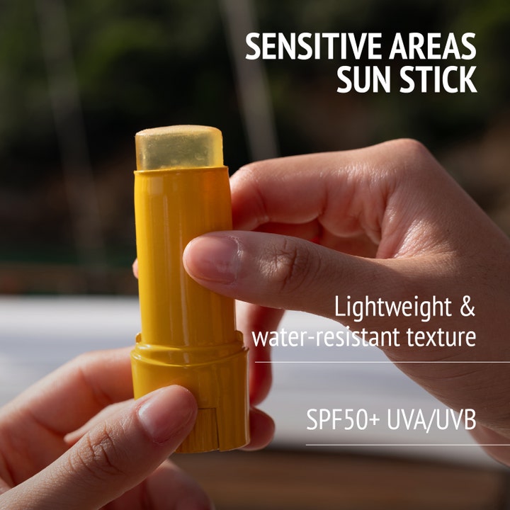 Comfort Zone Sun Soul Invisible Defense SPF50+ 9 ml vedenkestävä aurinkosuojapuikko on keltainen stick käsissä