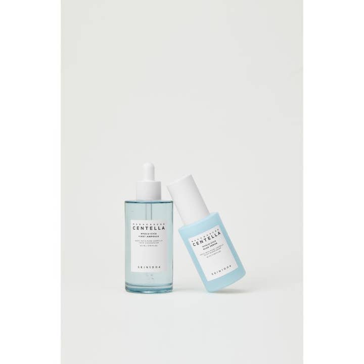 SKIN1004 Madagascar Centella Hyalu-Cica First Ampoule 100 ml kosteuttava seerumi kirkkaassa pipettipullossa.