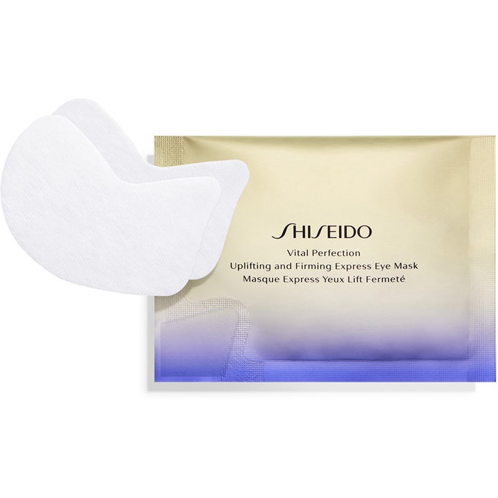Shiseido Vital Perfection Express Eye Mask 2 kpl kiinteyttävä silmänympärysnaamio ja valkoiset kangaslaput.