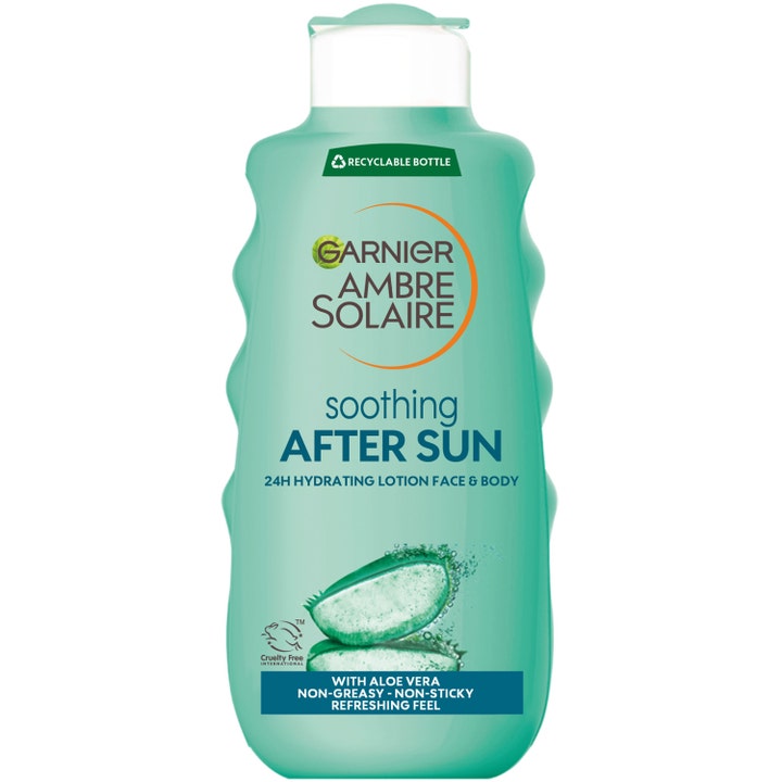 Garnier Ambre Solaire After Sun 400 ml rauhoittava voide turkoosissa aaltomaisessa muovipullossa.