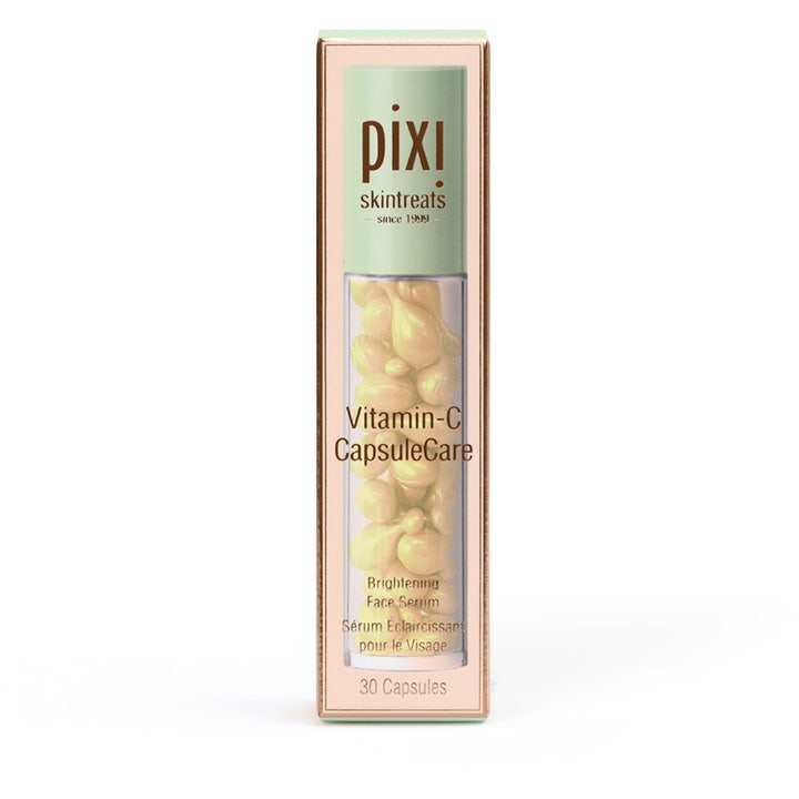Kirkastava Pixi Vitamin-C CapsuleCare 30 kpl kasvoseerumi vaaleanvihreässä pakkauksessa keltaisilla kapseleilla.