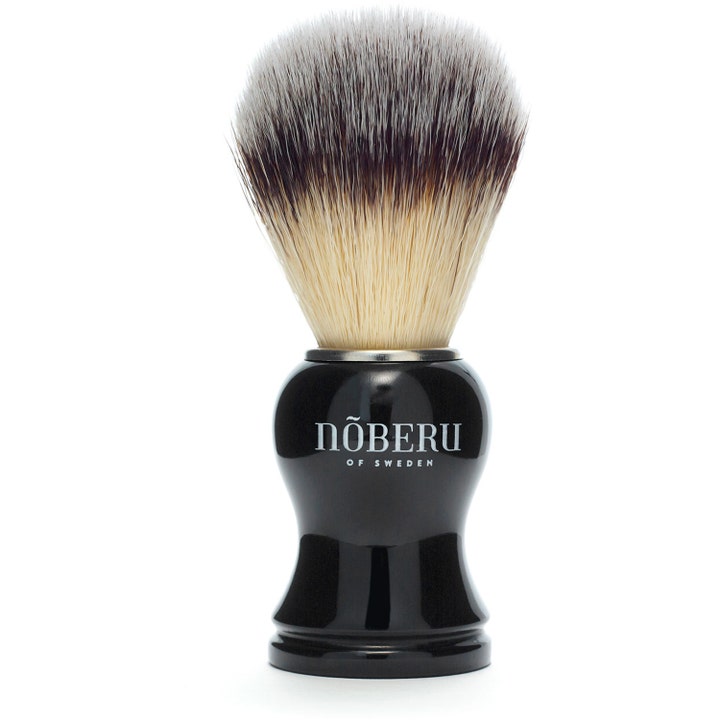 Nõberu of Sweden Shaving Brush parranajosuti pehmeään ajoon kiiltävä musta varsi ja tuuheat harjakset
