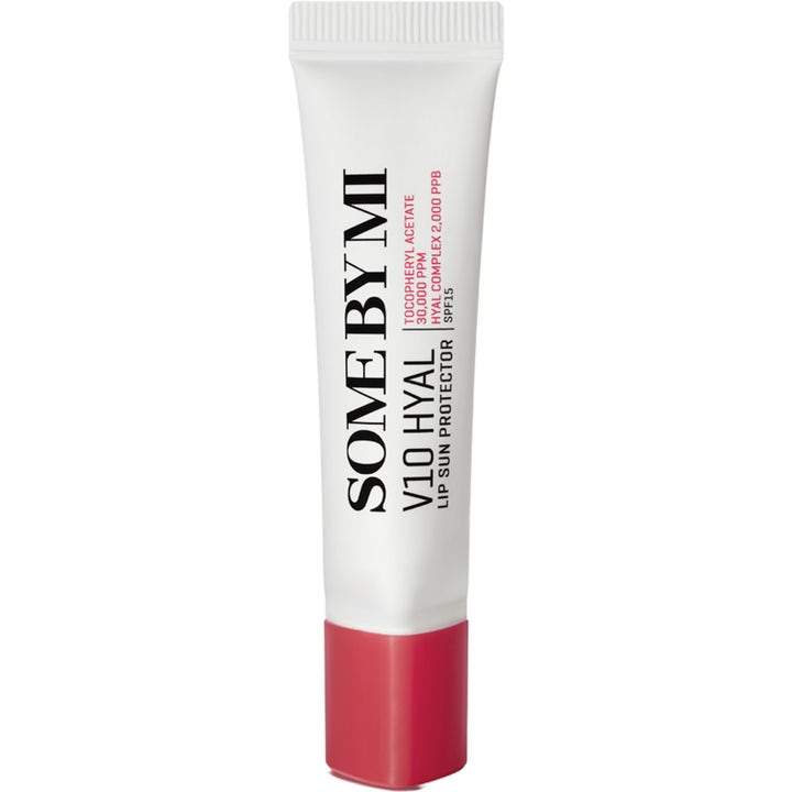 Some By Mi V10 Hyal Lip Sun Protector 7 ml kosteuttava huulivoide valkoisessa tuubissa vaaleanpunaisella korkilla