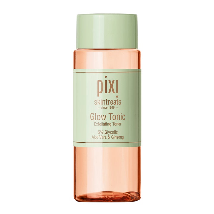Pixi Glow Tonic kuoriva kasvovesi kirkastaa ihoa persikanvärisessä pullossa jossa on vaaleanvihreä korkki