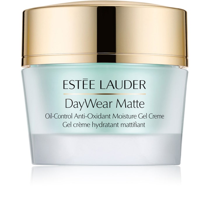 Estée Lauder DayWear Matte mattaisen pinnan antava kasvovoide vaaleansinisessä huurteisessa lasipurkissa kultakorkilla.