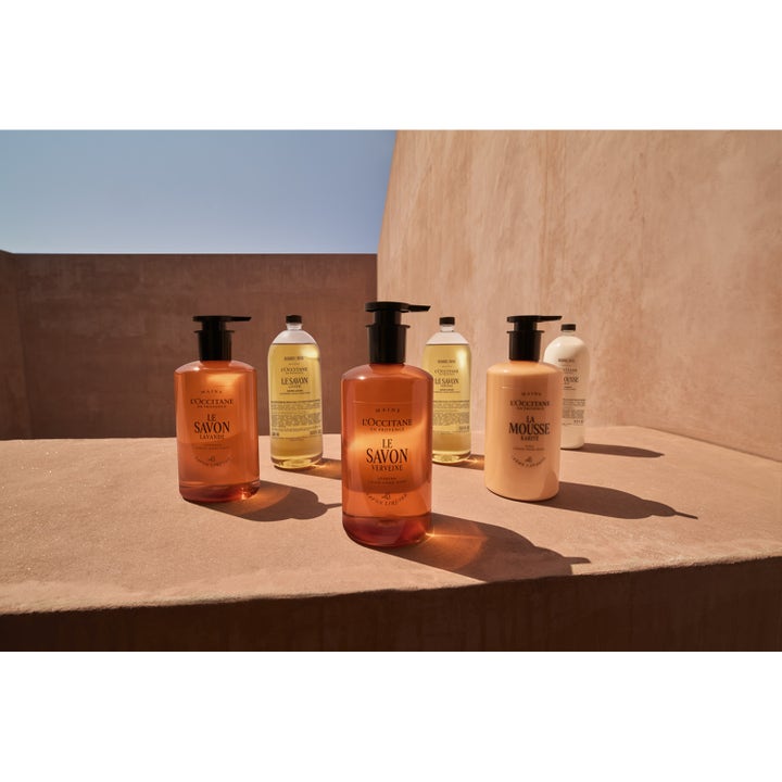L'Occitane en Provence Shea Cream Hand Wash 500 ml kosteuttava käsisaippua ja täyttöpullot aurinkoisella tasolla