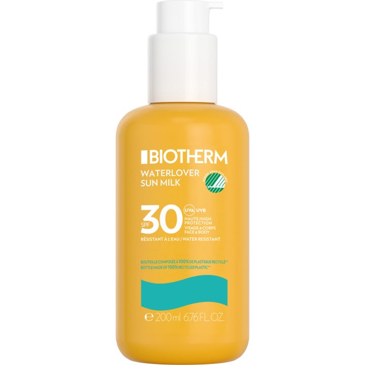 Biotherm Waterlover Sun Milk SPF 30 200 ml aurinkosuojavoide suojaa ihoa keltaisessa pullossa jossa on valkoinen pumppu